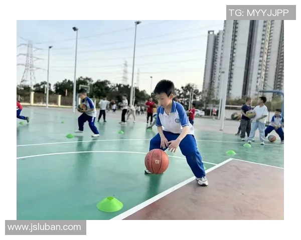 广州篮球队在篮球意识排行榜中荣登第十名展现团队实力与潜力